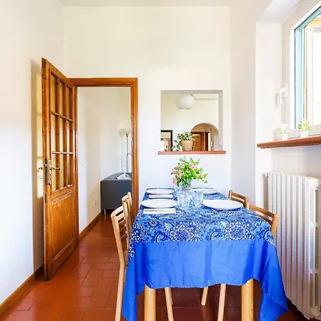 Maragliano Garden House شقة