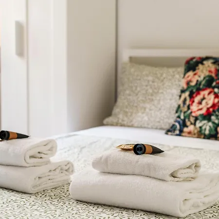 Maragliano House By San Collection Florence