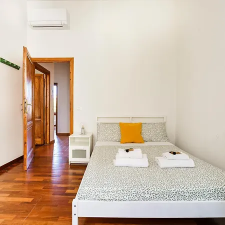 Daire Maragliano Garden House